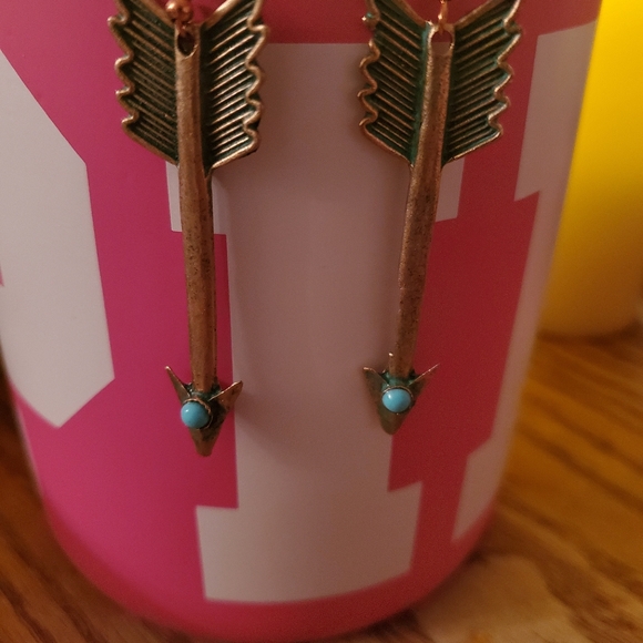 Bronze Colored Turquoise Arrowhead/Arrow Earrings - Picture 2 of 2